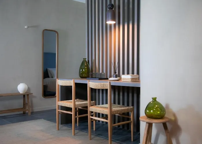 The Sanctuary Urban Retreat מלון 3*